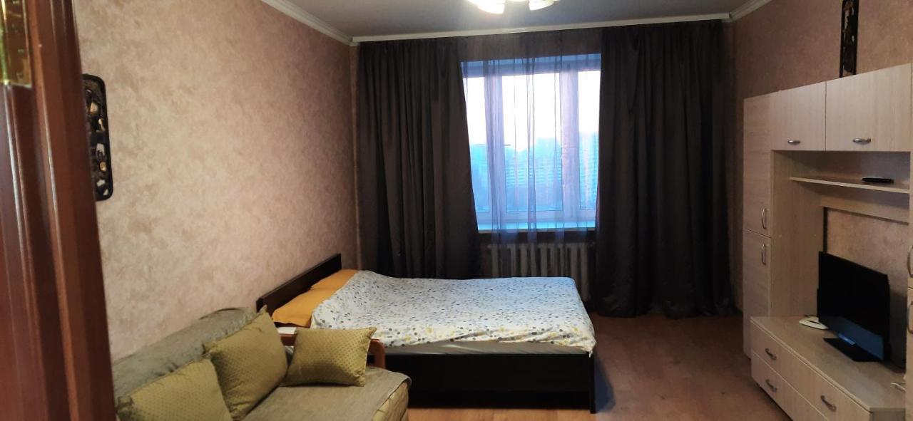 Cosy Flat Apartamento Kiev Exterior foto