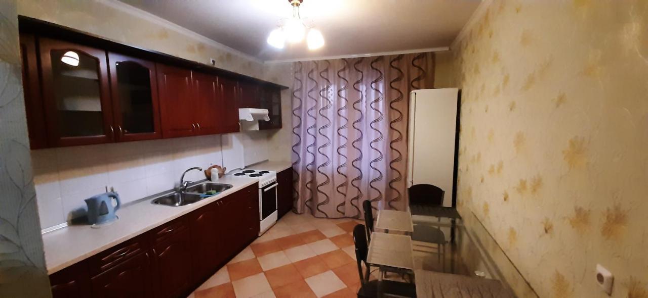 Cosy Flat Apartamento Kiev Exterior foto