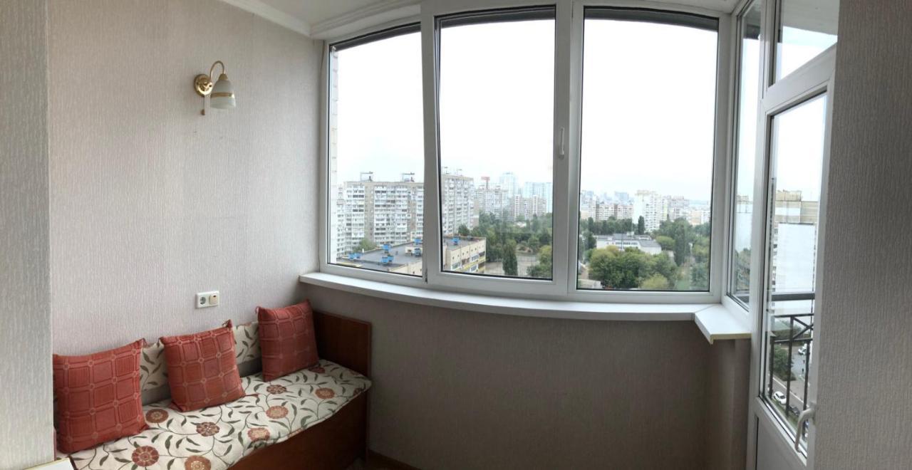 Cosy Flat Apartamento Kiev Exterior foto